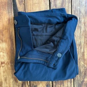 Lululemon commission short in 5” inseam navy color size 30 waist